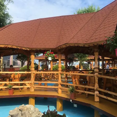 Poienita Πανσιόν 3*