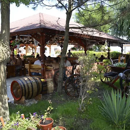 Poienita Πανσιόν Costinești